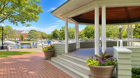 Babylon Village, NY